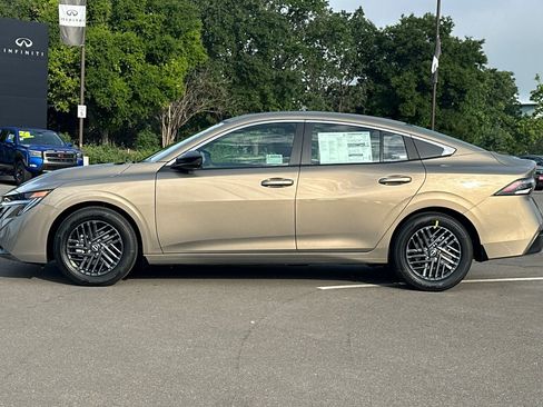 New 2026 Nissan Sentra SV FWD image 7