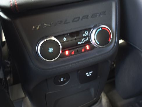 Certified 2025 Ford Explorer ST AWD/4WD image 23