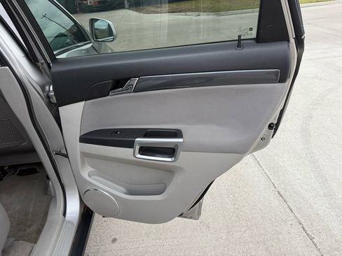 Used 2008 Saturn Vue XE image 17