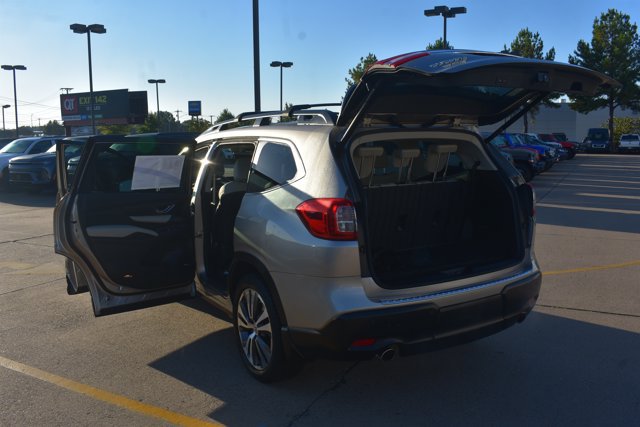 Used 2020 Subaru Ascent Limited w/ Technology Package AWD/4WD image 18
