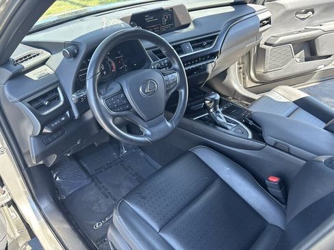 Used 2020 Lexus UX 200 w/ Accessory Package FWD image 23