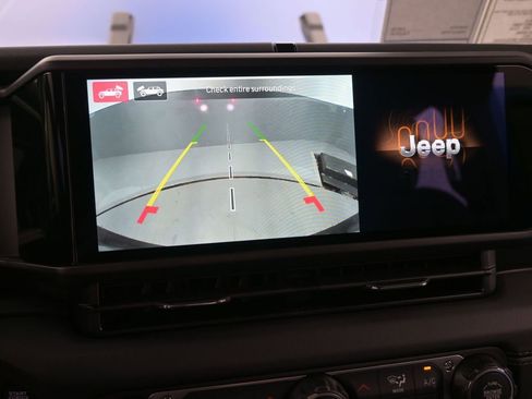 New 2026 Jeep Wrangler Unlimited Sahara AWD/4WD image 35