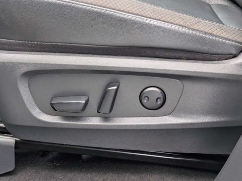 Used 2024 Nissan Pathfinder SL AWD/4WD image 20