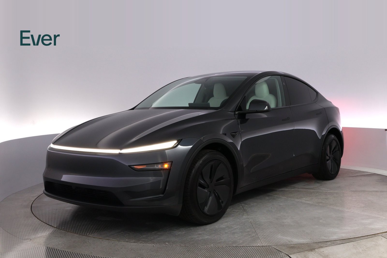 Used 2026 Tesla Model Y 2WD image 2