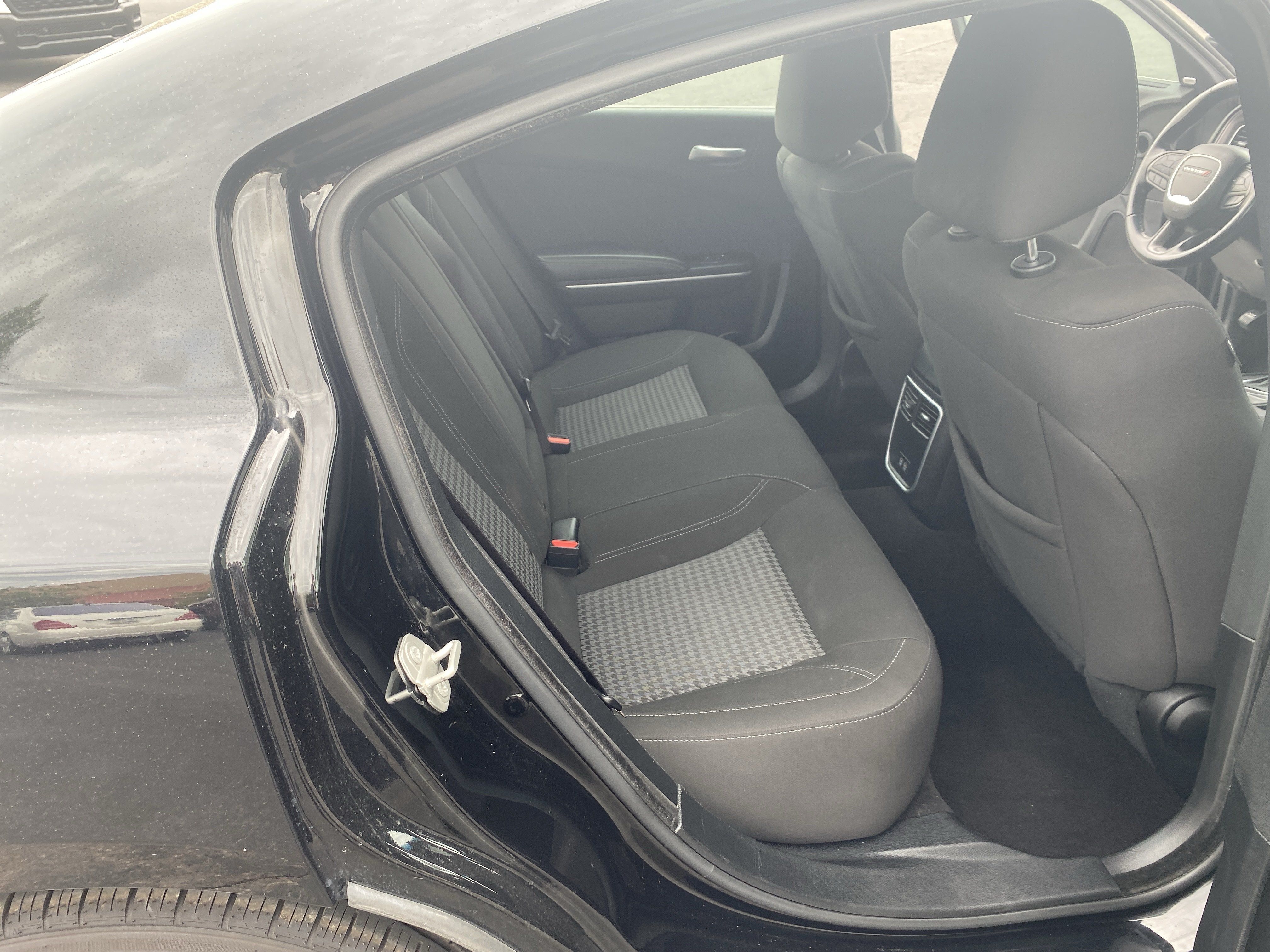 Used 2023 Dodge Charger SXT RWD image 21