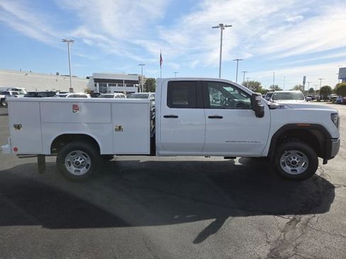 New 2025 GMC Sierra 2500 Pro w/ Convenience Package AWD/4WD image 15