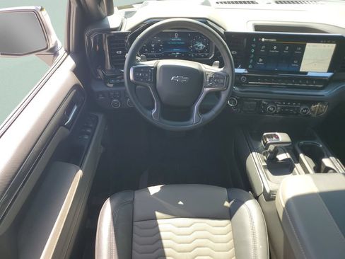 Used 2025 Chevrolet Silverado 1500 ZR2 w/ Technology Package AWD/4WD image 13