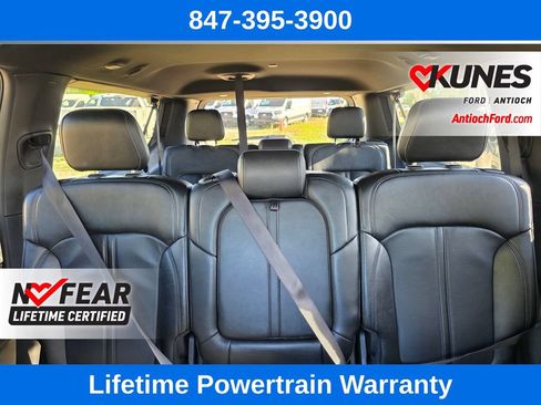 Used 2024 Jeep Wagoneer L Series II w/ Flexible Seating Group AWD/4WD image 15