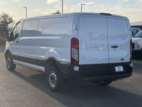 New 2024 Ford Transit 250 Low Roof RWD image 4