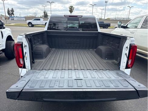Used 2019 GMC Sierra 1500 SLT w/ SLT Premium Plus Package AWD/4WD image 14