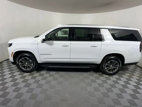 New 2026 Chevrolet Suburban LT w/ Comfort Package image 6