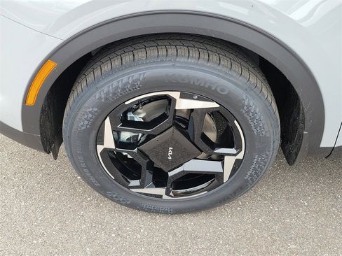New 2026 Kia Sportage EX image 39