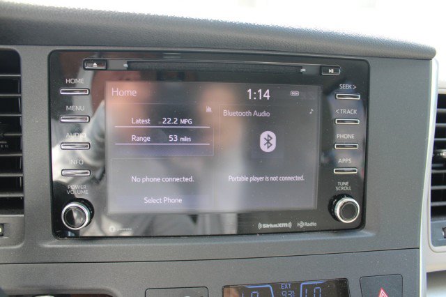 Used 2018 Toyota Sienna LE FWD image 29