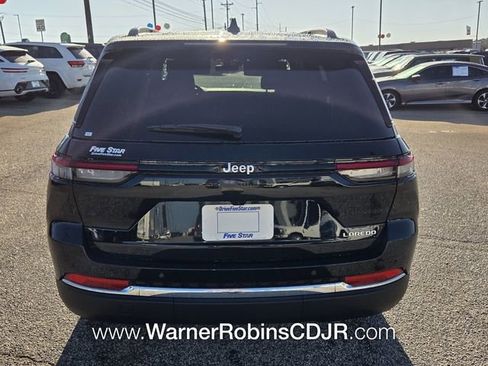 New 2026 Jeep Grand Cherokee Laredo RWD image 10