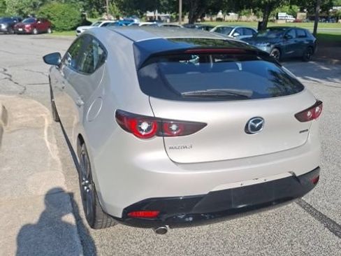 Used 2023 MAZDA MAZDA3 s FWD image 7