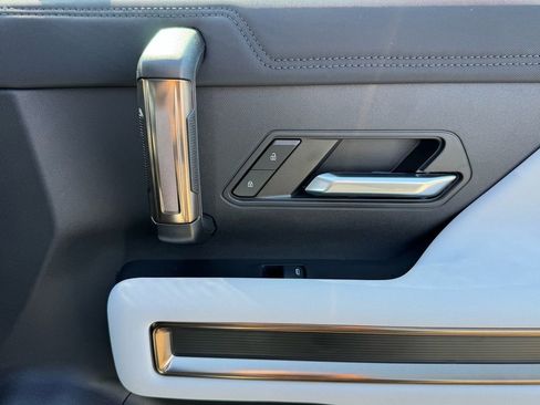 Used 2024 GMC Hummer EV 3X w/ Omega Edition image 23