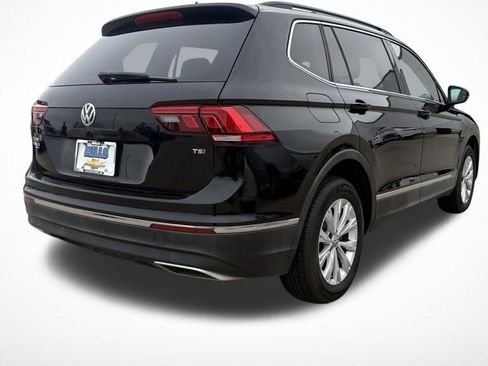 Used 2018 Volkswagen Tiguan SE FWD image 5