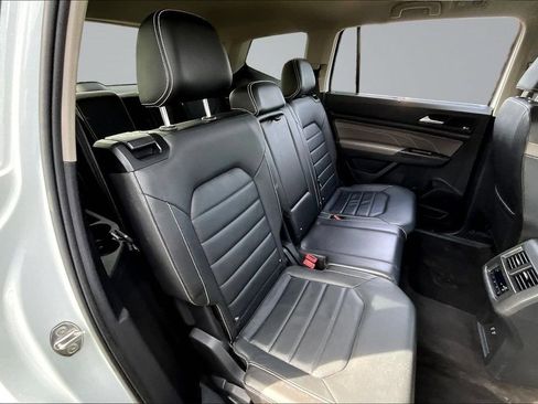 Used 2023 Volkswagen Atlas SEL Premium R-Line AWD/4WD image 22