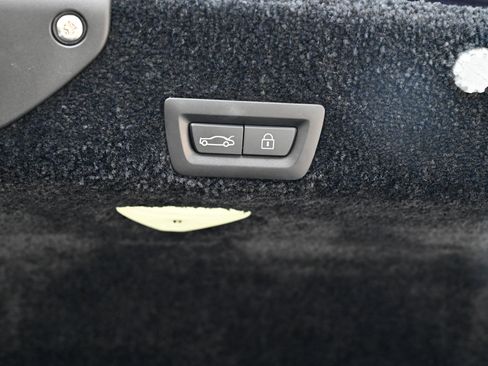 Used 2018 Rolls-Royce Ghost RWD image 47