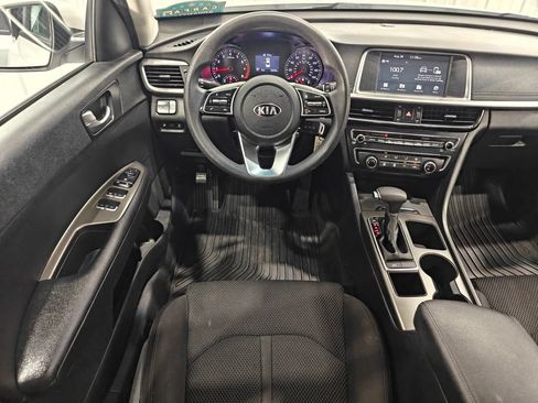 Used 2020 Kia Optima LX FWD image 3