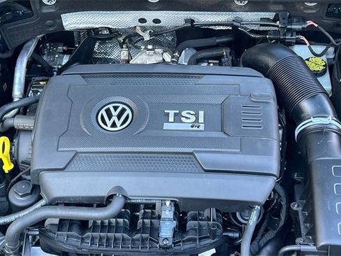 Used 2019 Volkswagen Golf R 4-Door image 37