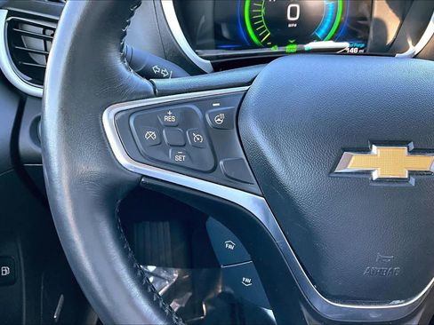 Used 2017 Chevrolet Volt LT w/ Comfort Package image 24