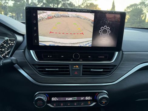 Used 2025 Nissan Altima 2.5 SV w/ SV Special Edition Package image 15