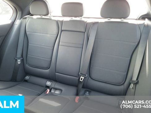 Used 2025 Mercedes-Benz C 300 Sedan image 18