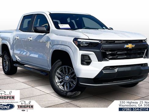 Used 2024 Chevrolet Colorado LT w/ LT Convenience Package III image 1