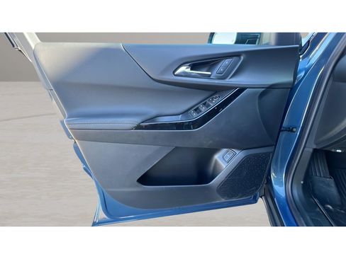 New 2026 Chevrolet Equinox LT w/ Convenience Package II AWD/4WD image 26