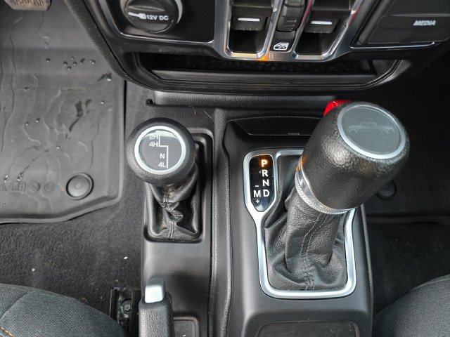 Used 2022 Jeep Gladiator Sport AWD/4WD image 34