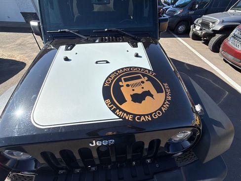 Used 2016 Jeep Wrangler Unlimited Sport w/ Quick Order Package 24S AWD/4WD image 9