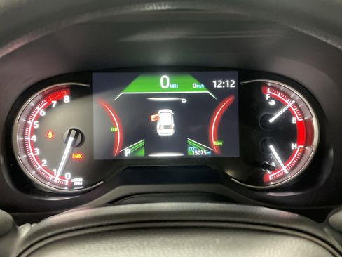 Used 2024 Toyota RAV4 XLE image 21