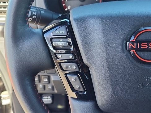 Used 2023 Nissan Frontier PRO-4X w/ Pro-4X Premium Package image 11