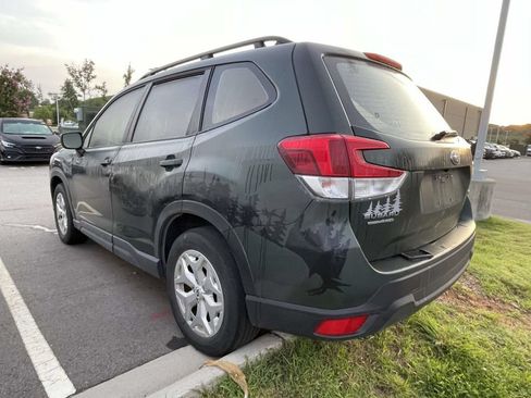 Used 2023 Subaru Forester AWD/4WD image 4
