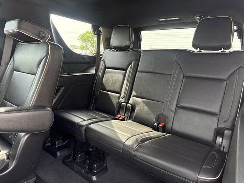 Used 2021 Chevrolet Tahoe Premier AWD/4WD image 20