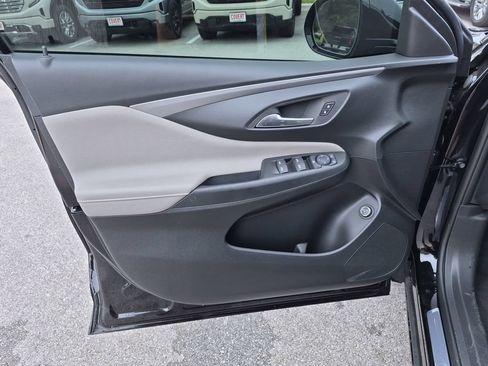 New 2026 Buick Envista Avenir FWD image 19