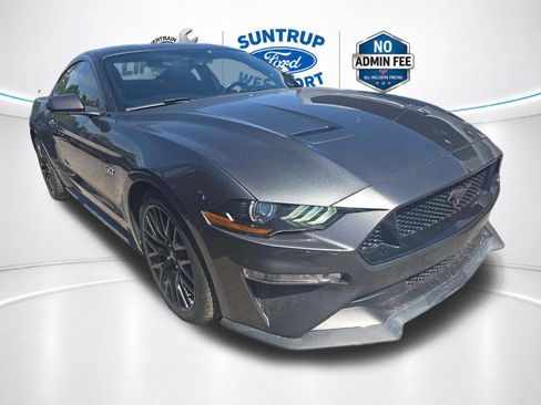 Used 2020 Ford Mustang GT Premium w/ GT Performance Package RWD image 3