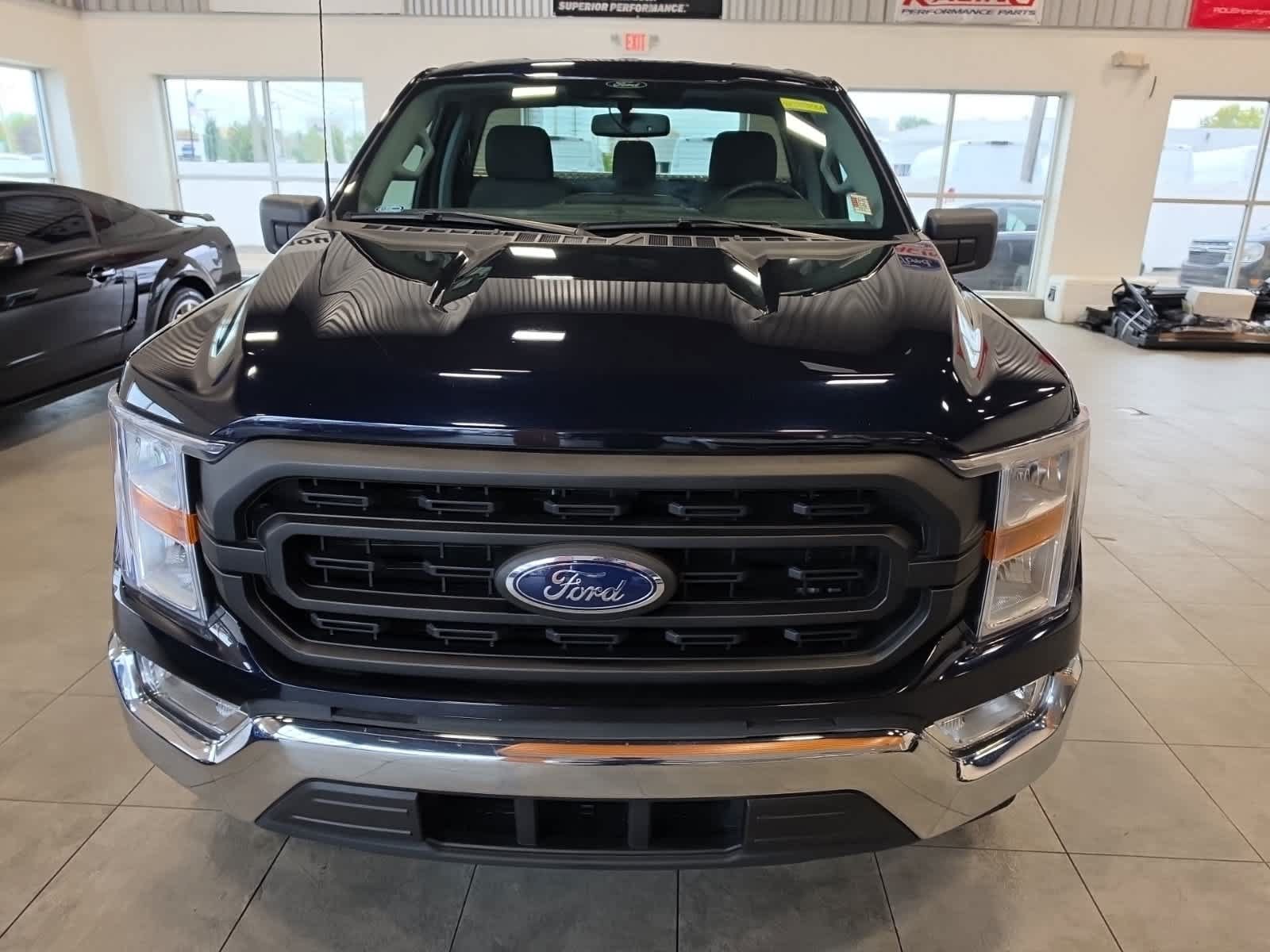 Used 2022 Ford F150 XL w/ Equipment Group 101A High RWD image 3