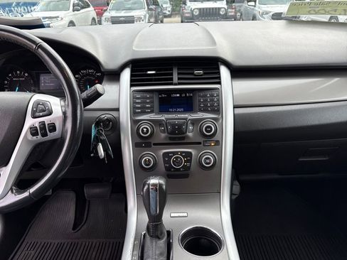 Used 2013 Ford Edge SEL image 23
