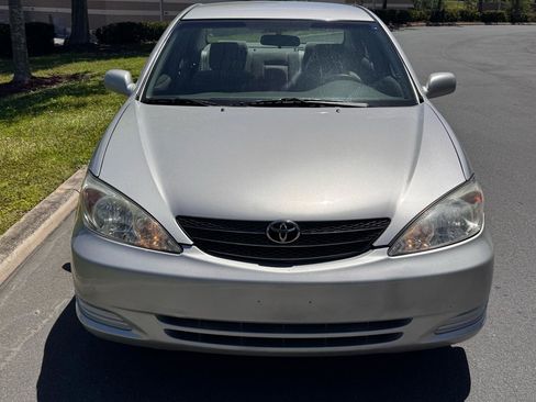 Used 2002 Toyota Camry XLE FWD image 5