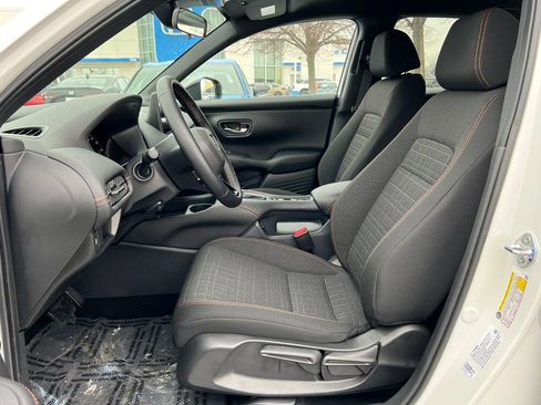 New 2026 Honda HR-V Sport image 4