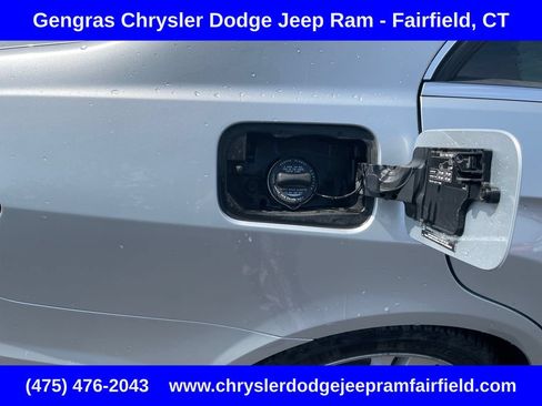 Used 2013 Mercedes-Benz E 350 4MATIC Sedan image 28