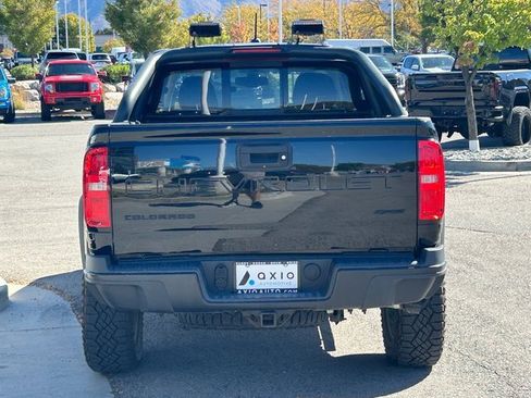Used 2021 Chevrolet Colorado ZR2 w/ ZR2 Midnight Special Edition image 4