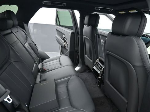 Used 2025 Land Rover Range Rover Sport Dynamic SE AWD/4WD image 15