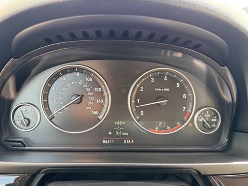 Used 2012 BMW 535i xDrive Sedan AWD/4WD image 18