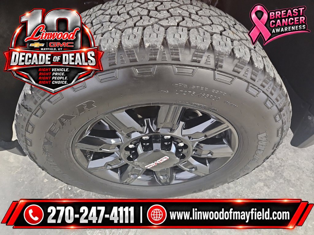 Used 2025 GMC Sierra 2500 AT4 w/ AT4 Premium Plus Package AWD/4WD image 6