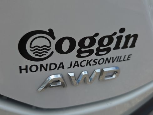 Certified 2024 Honda Pilot Elite image 34