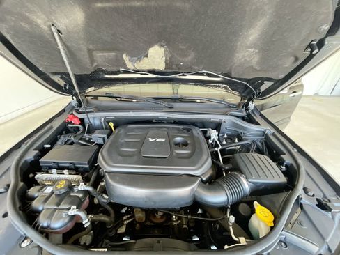 Used 2018 Jeep Grand Cherokee Limited AWD/4WD image 26