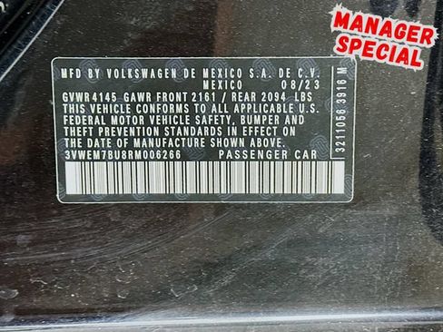 Used 2024 Volkswagen Jetta SE FWD image 30